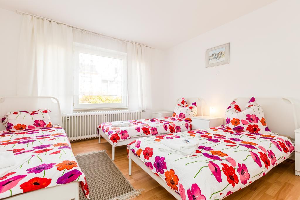 Ferienwohnung Frechen Bagian luar foto